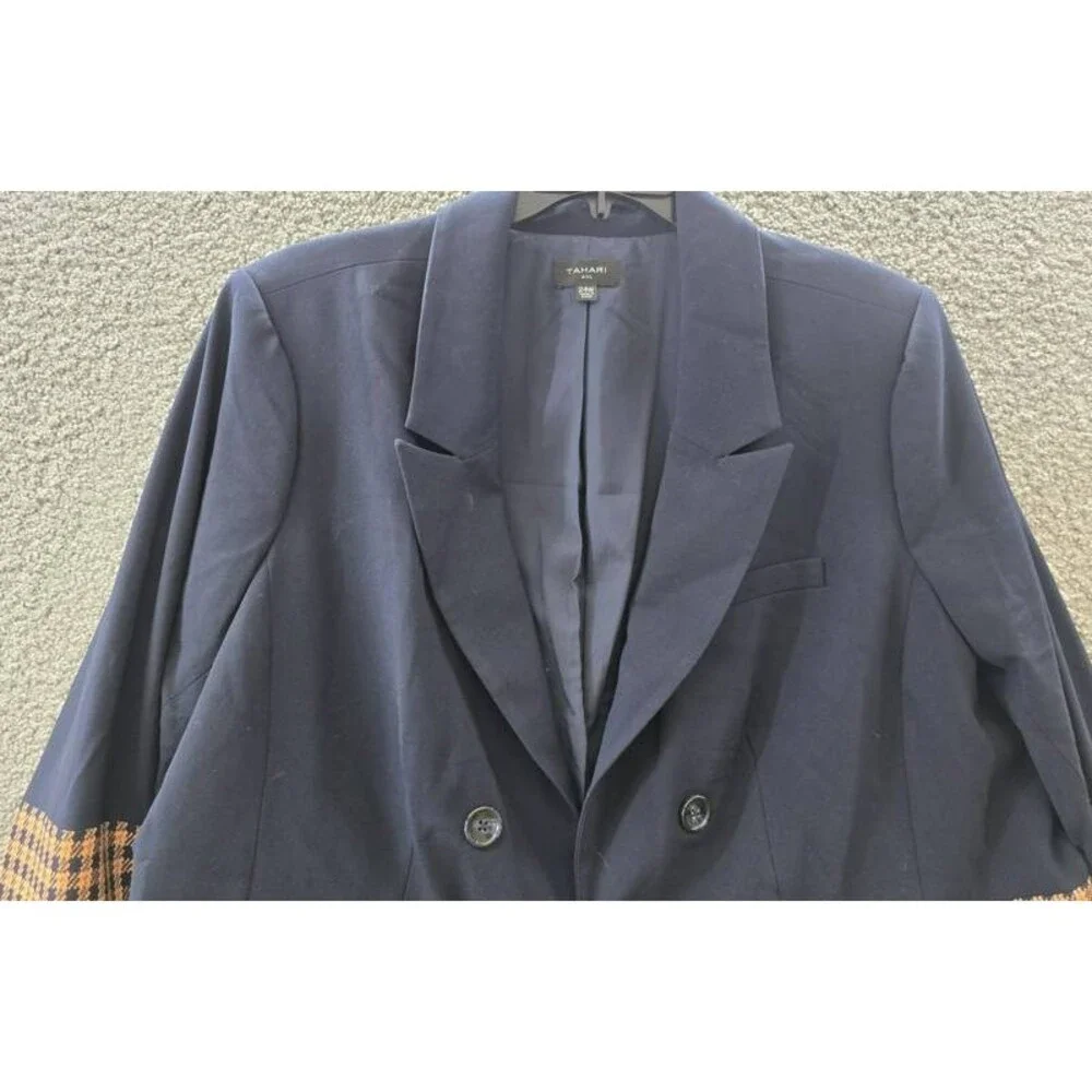 Tahari ASL Plus Size Colorblocked Peak-Lapel Blazer Women's 24W New Navy/Ginger - Picture 3 of 15